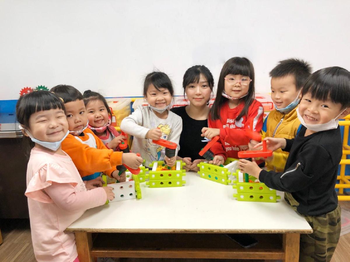 c9cb8ee0-6a7b-436e-a149-1e53116440bc c9cb8ee0-6a7b-436e-a149-1e53116440bc